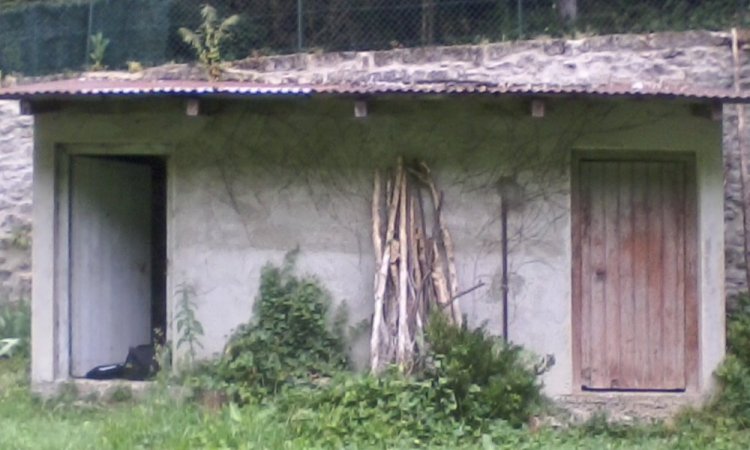   ATBOIS rénovation de votre ancien abri extérieur dans la Vallée de la Drôme. 